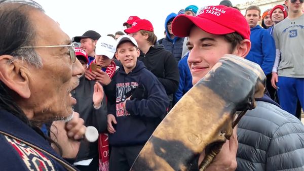 Confrontation at Lincoln Memorial